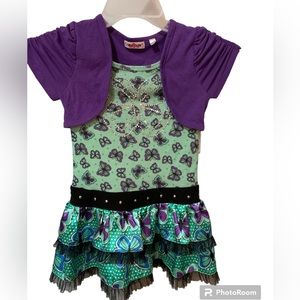 Girls size 6x butterfly top